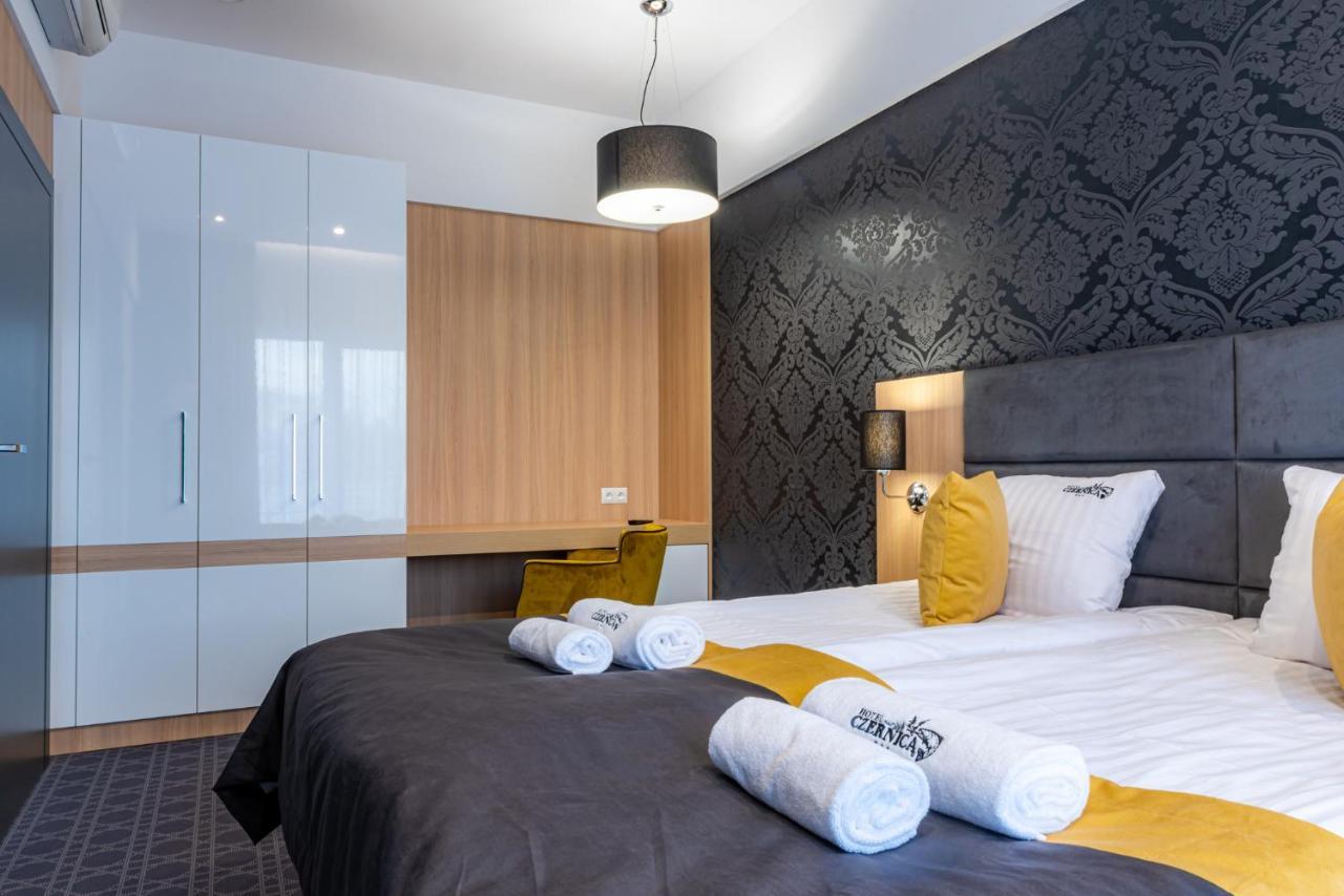 Hotel Nad Czernica Czarne  Extérieur photo